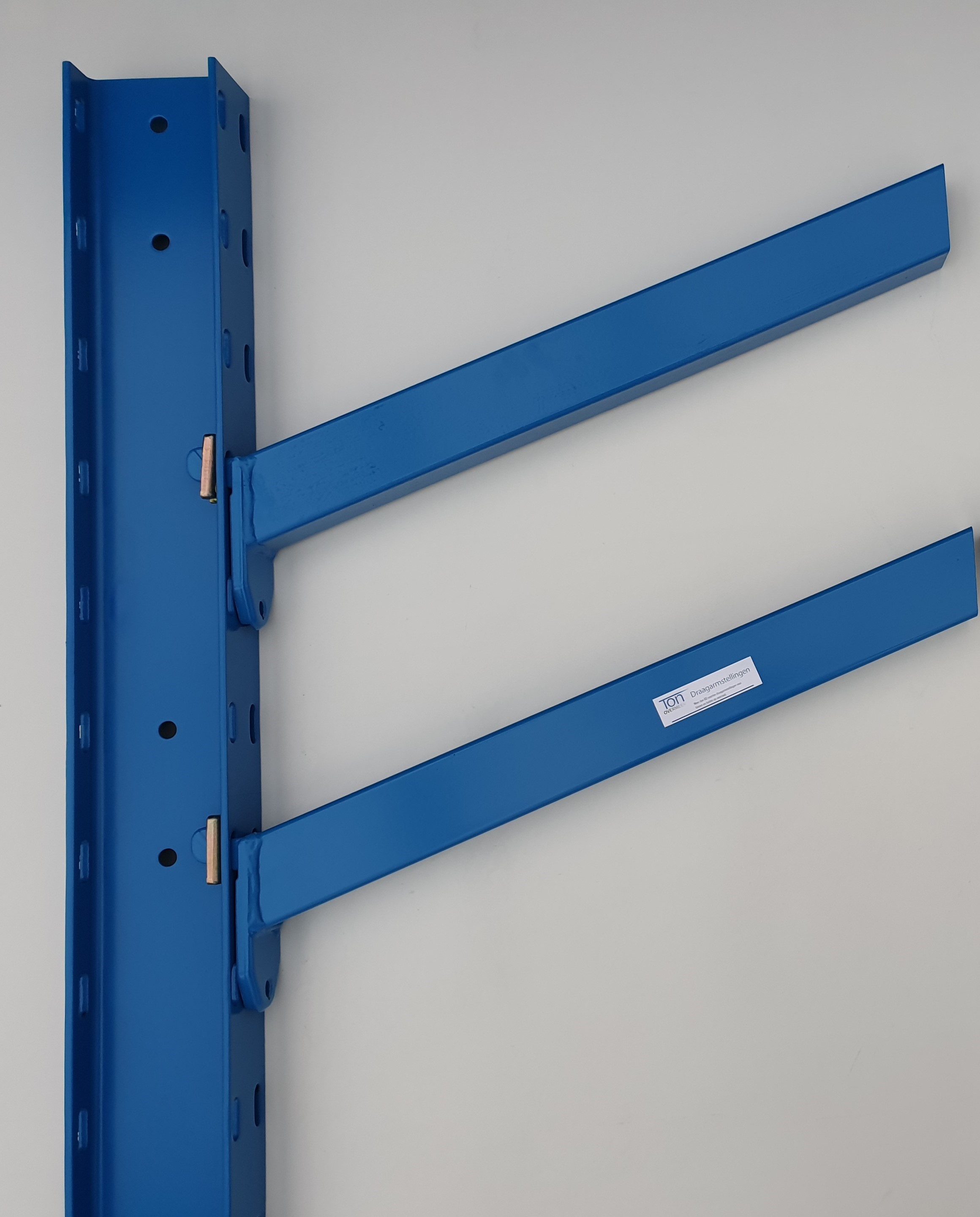 Draagarm schuin 600 mm K40 RAL5015